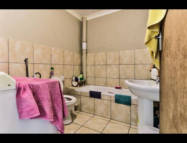 2 BEDROOM PROPERTY TO RENT IN GEDULD